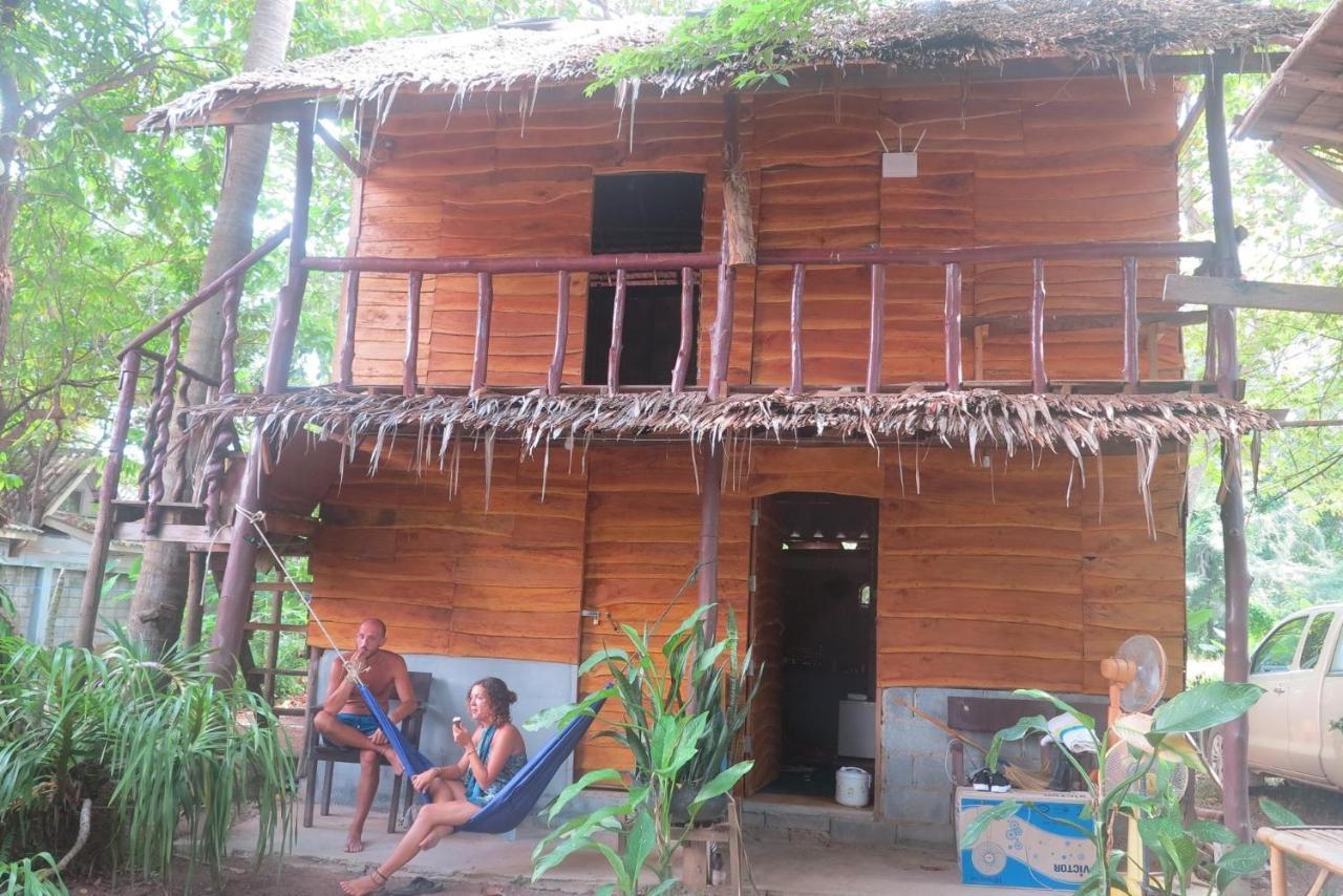 Easy Huts Hotel Ko Lanta Exterior foto
